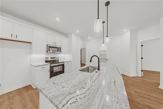 23 Ironside Lane, Bella Vista, AR 72715