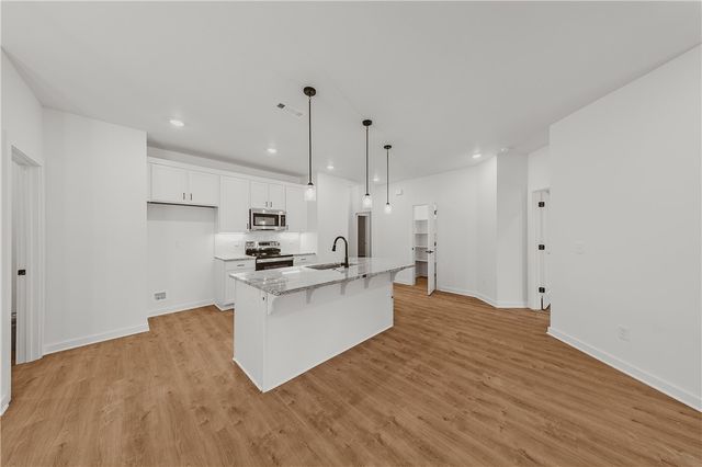 23 Ironside Lane, Bella Vista, AR 72715