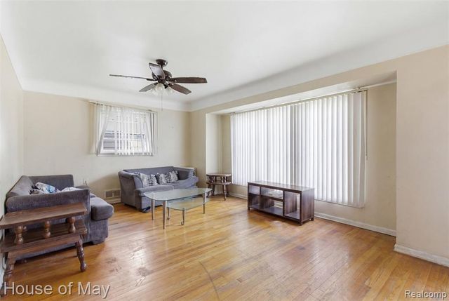 11411 Marion, Redford, MI 48239
