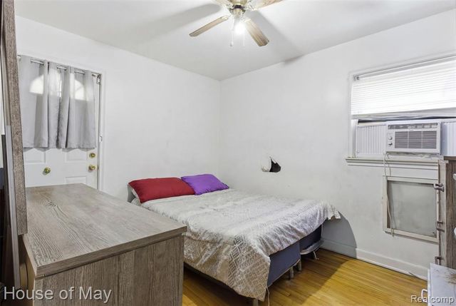 11411 Marion, Redford, MI 48239