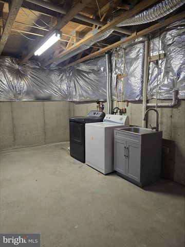 20323 SWALLOW POINT RD, Gaithersburg, MD 20886