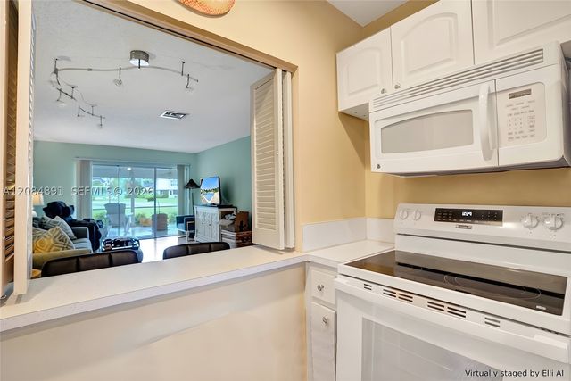 1580 NW 18th Ave 98-B, Delray Beach, FL 33445