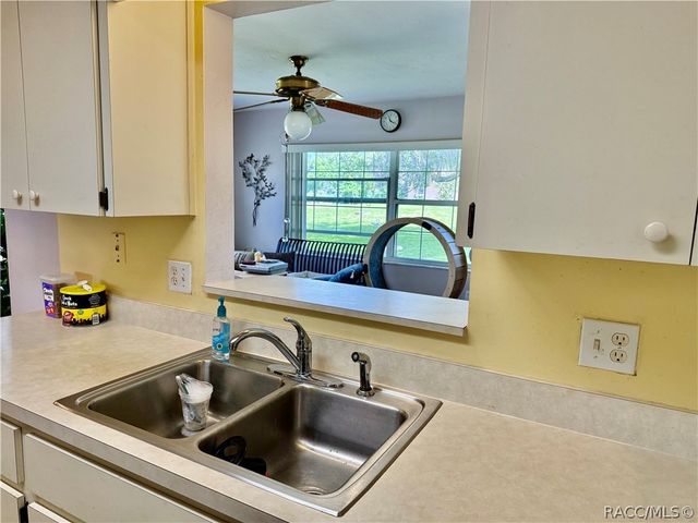 273 W Casurina Place, Beverly Hills, FL 34465
