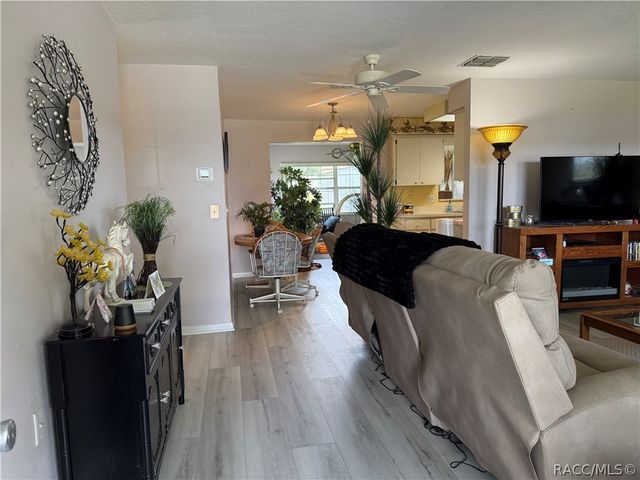273 W Casurina Place, Beverly Hills, FL 34465
