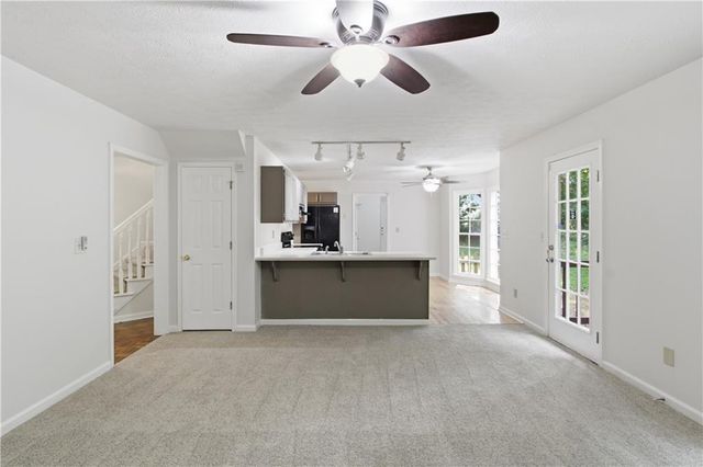 220 Braemar Road, Fayetteville, GA 30215