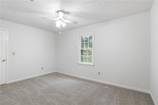 220 Braemar Road, Fayetteville, GA 30215
