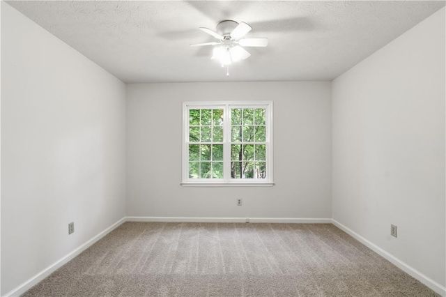 220 Braemar Road, Fayetteville, GA 30215