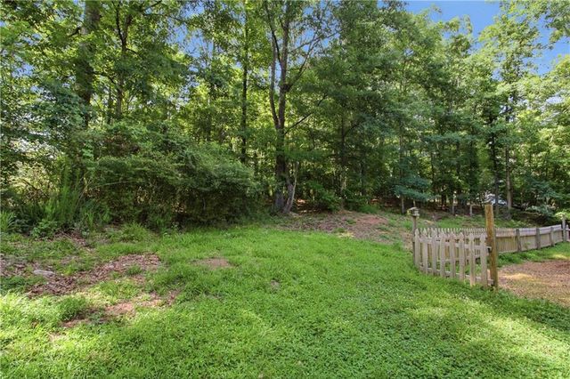 220 Braemar Road, Fayetteville, GA 30215