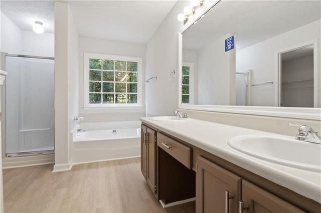 220 Braemar Road, Fayetteville, GA 30215
