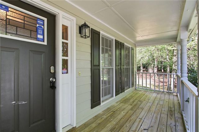 220 Braemar Road, Fayetteville, GA 30215