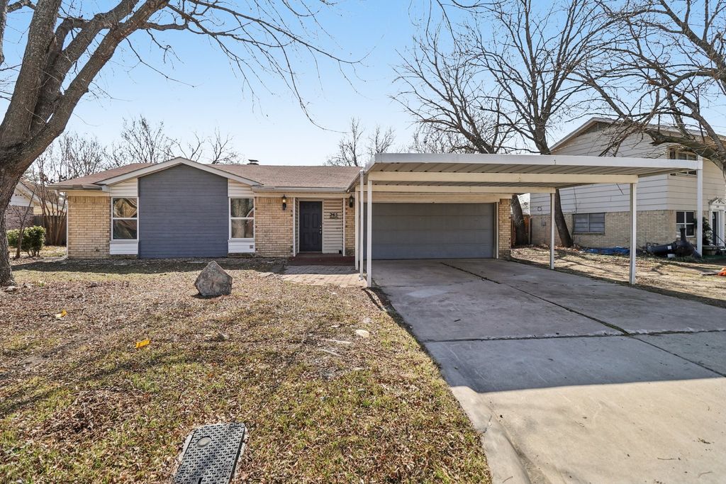 245 Straw Road, Saginaw, TX 76179
