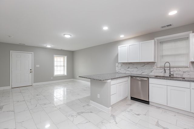 223 Race Street, Lexington, KY 40508