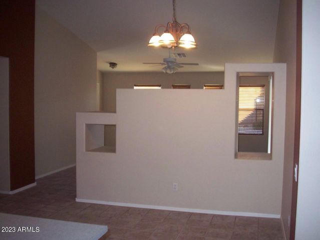 10945 W Loma Lane, Peoria, AZ 85345