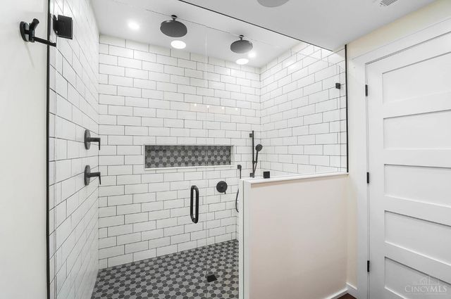 9282 Nolin Orchard Lane, Deerfield Twp., OH 45140