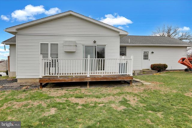 148 HOCH AVE, Topton, PA 19562