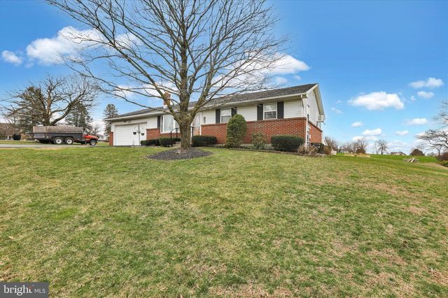 148 HOCH AVE, Topton, PA 19562