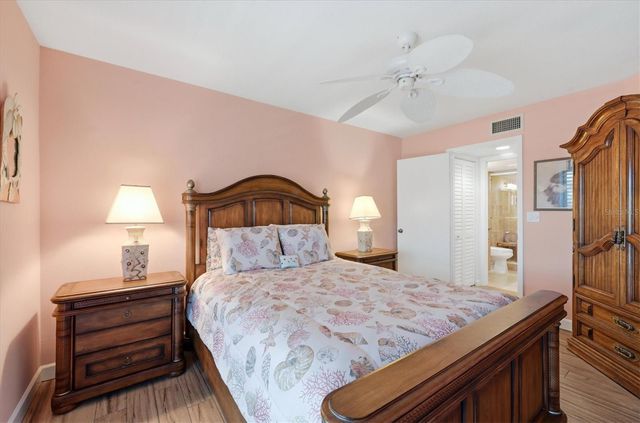 2729 N BEACH ROAD 211, Englewood, FL 34223