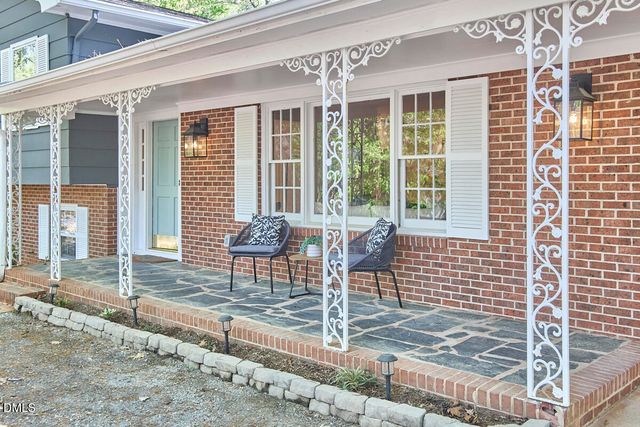 117 Dixie Drive, Chapel Hill, NC 27514