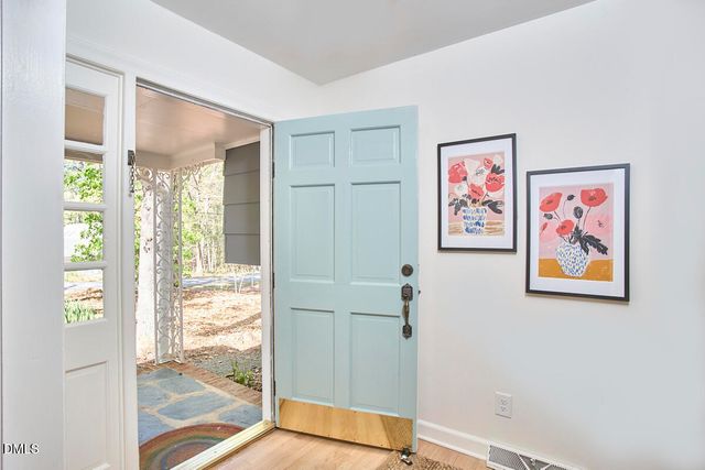 117 Dixie Drive, Chapel Hill, NC 27514