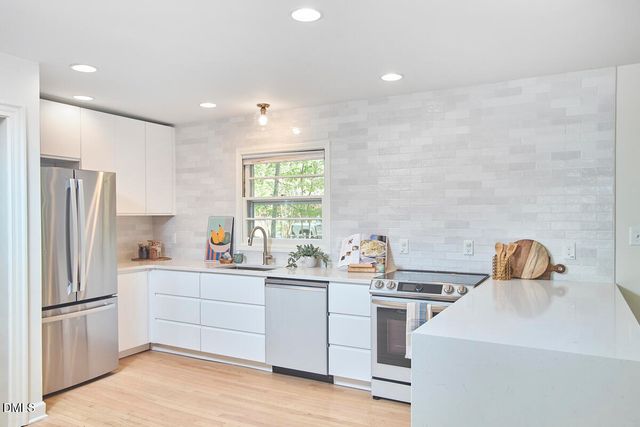 117 Dixie Drive, Chapel Hill, NC 27514