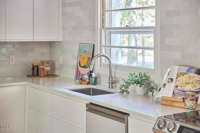 117 Dixie Drive, Chapel Hill, NC 27514