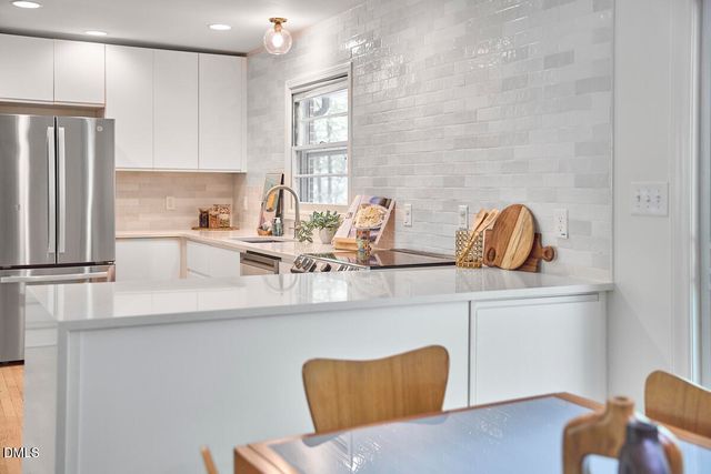 117 Dixie Drive, Chapel Hill, NC 27514