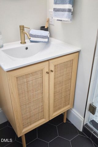 117 Dixie Drive, Chapel Hill, NC 27514