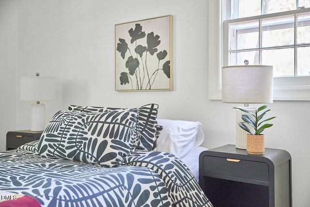 117 Dixie Drive, Chapel Hill, NC 27514