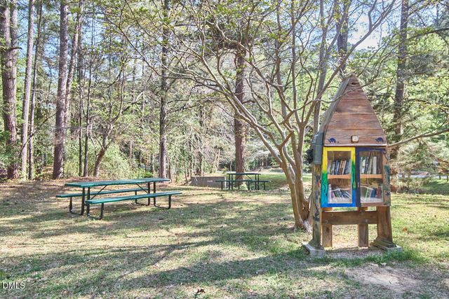 117 Dixie Drive, Chapel Hill, NC 27514