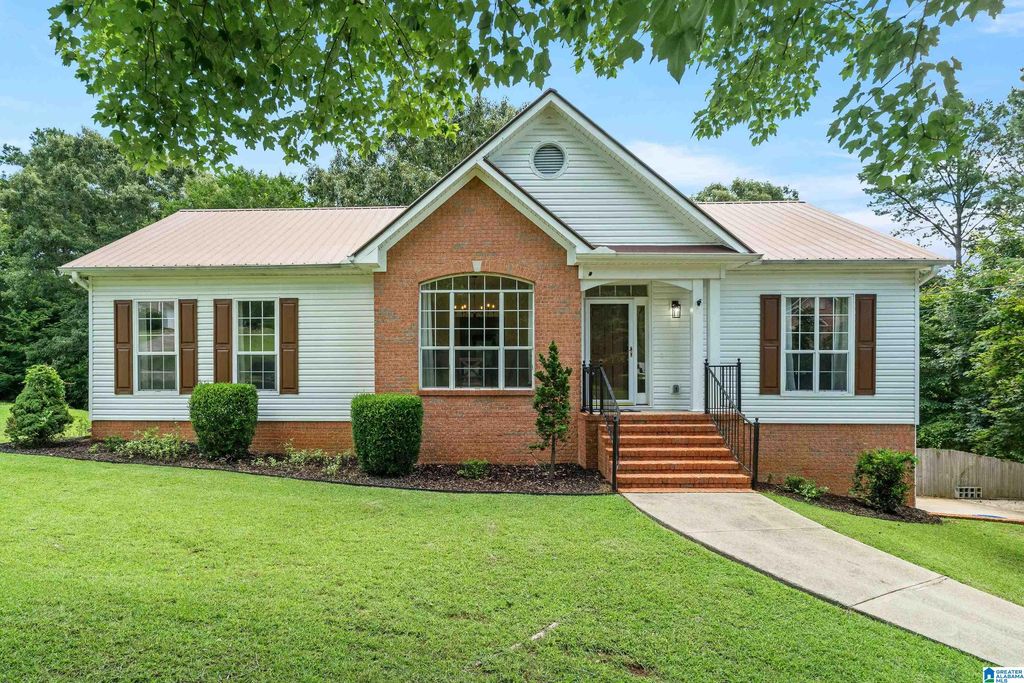 7732 S CREST TRAIL, Helena, AL 35022