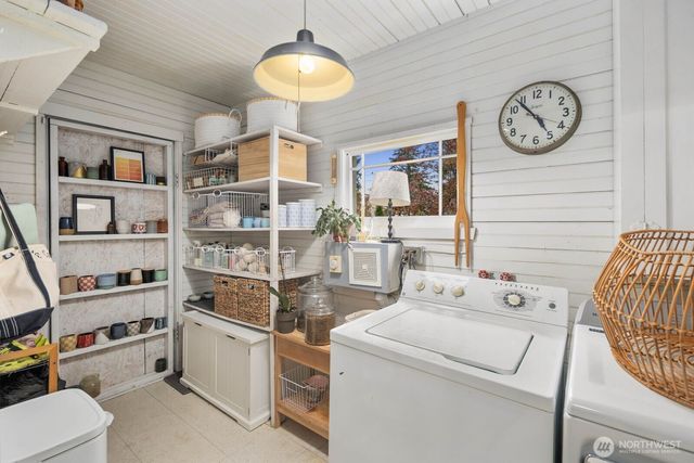 5724 Lowell Road, Everett, WA 98203