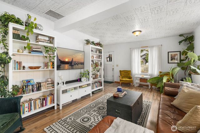 5724 Lowell Road, Everett, WA 98203