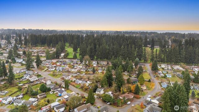 5724 Lowell Road, Everett, WA 98203