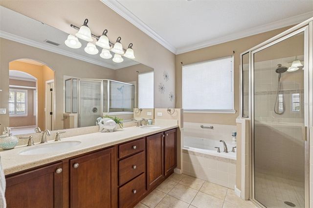 1627 VICTORIA GARDENS DRIVE, Deland, FL 32724