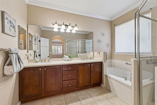 1627 VICTORIA GARDENS DRIVE, Deland, FL 32724