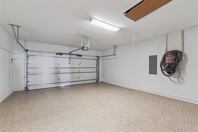 1627 VICTORIA GARDENS DRIVE, Deland, FL 32724