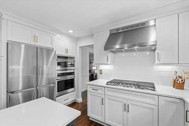 2579 Matterhorn Dr, Franklin Park, PA 15090