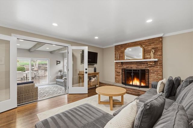 2579 Matterhorn Dr, Franklin Park, PA 15090