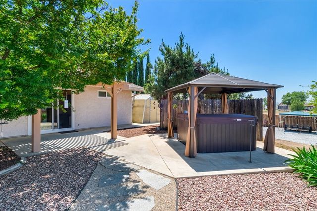 13346 Rimview Court, Yucaipa, CA 92399