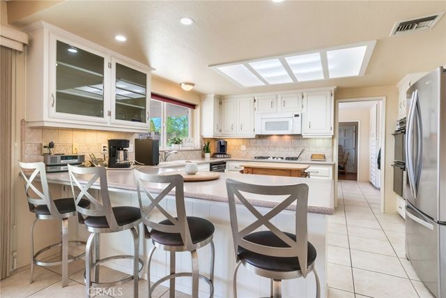 13346 Rimview Court, Yucaipa, CA 92399