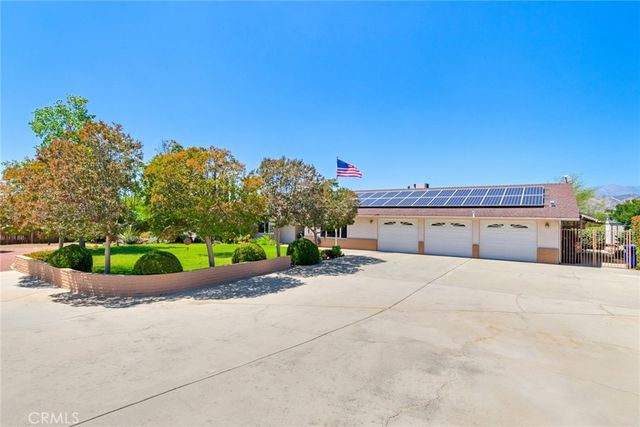 13346 Rimview Court, Yucaipa, CA 92399