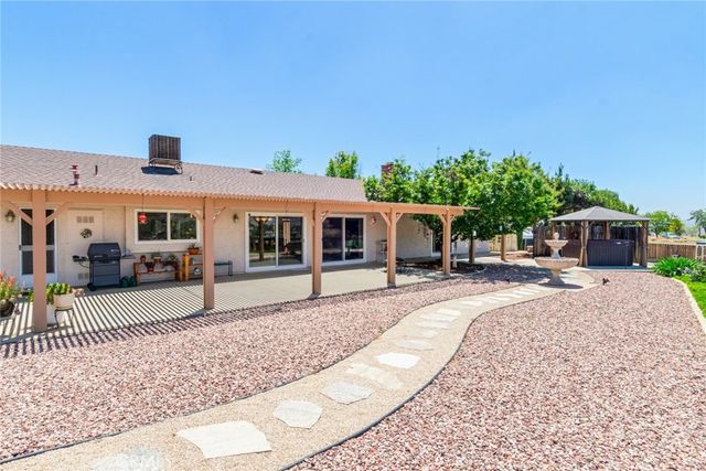 13346 Rimview Court, Yucaipa, CA 92399