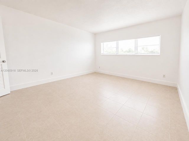 1855 NE 121st Street 6, North Miami, FL 33181