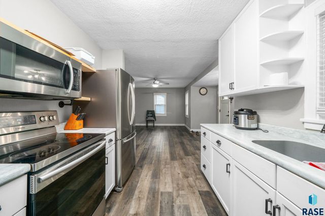 2022 S Euclid Ave Avenue, Sioux Falls, SD 57105