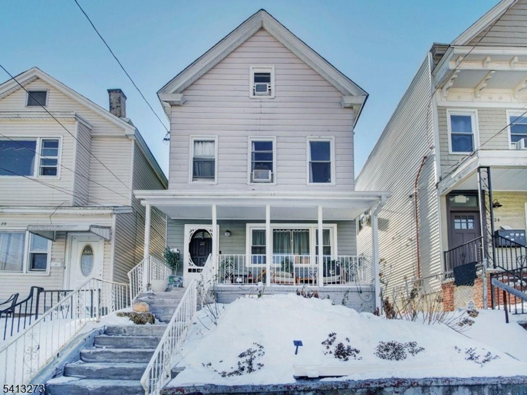 26 E 49Th St, Bayonne City, NJ 07002