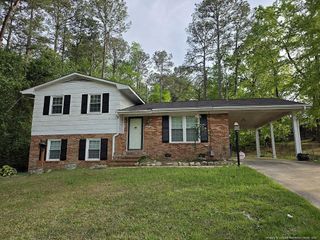 2532 Sourwood Drive, Fayetteville, NC 28301