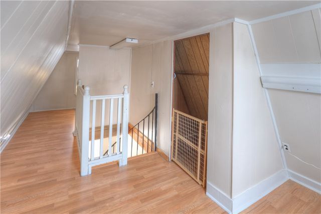 802 Mission St, Rockport, TX 78382