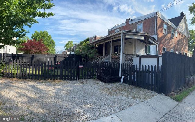 300 CLIFTON AVE, Collingdale, PA 19023