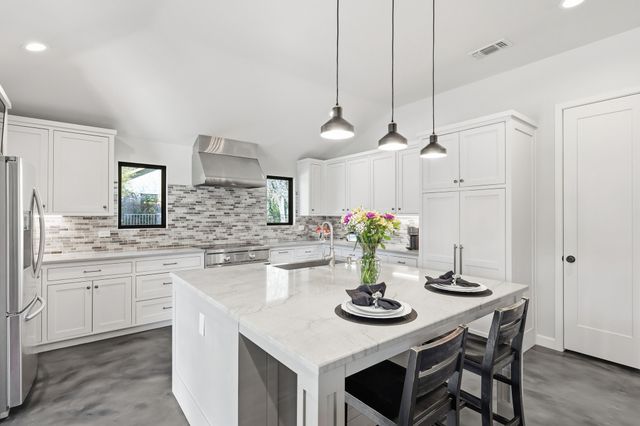 7208 Windswept Trail, Colleyville, TX 76034