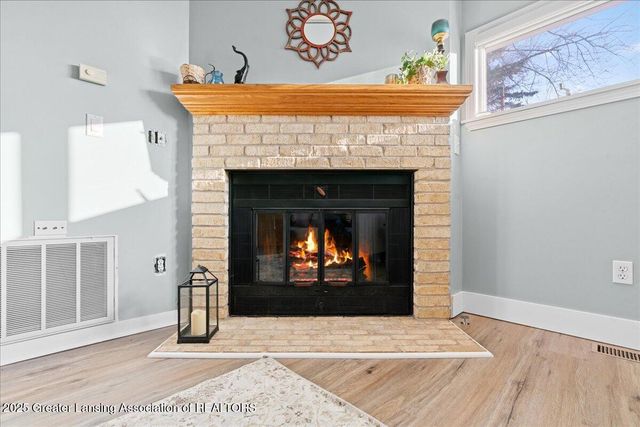 1418 Chester Road, Lansing, MI 48912